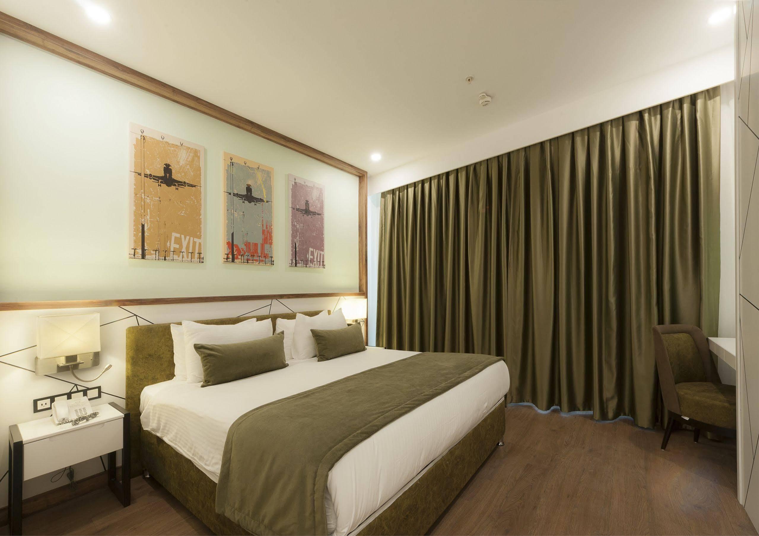 Hotel Isg Sabiha Gökçen Airport 4*